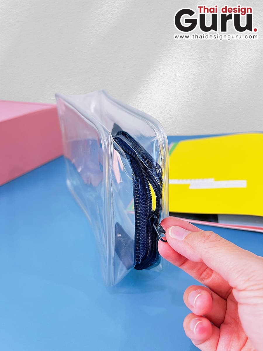 กระเป๋าพลาสติกทรงกล่อง